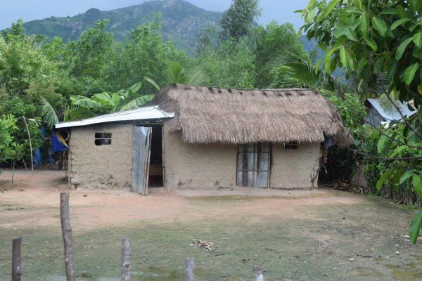 The typical housing that the children come from - no proper toilets, showers or cooking facilities. This was the reason Ms Marie Hoa started the centre a few years back. The children go back to their homes only on extended breaks in school.