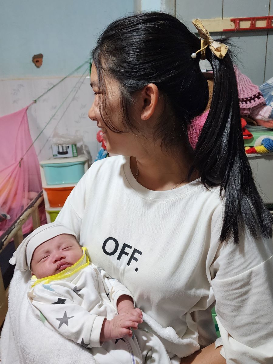 New baby at Ta Nung